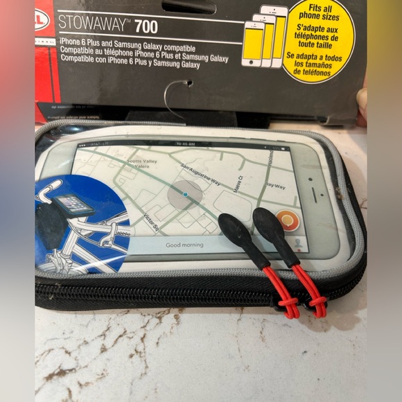 Bell Stowaway Bike Phone & Storage Bag.   NWOT - Picture 1 of 5